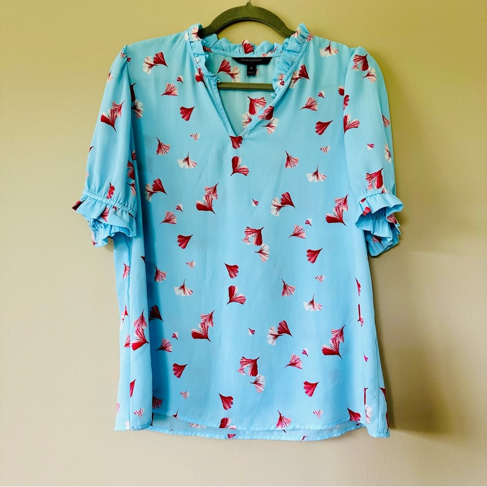 Banana Republic Women’s Tiffany Blue Floral Top with Ruffle V-Neck